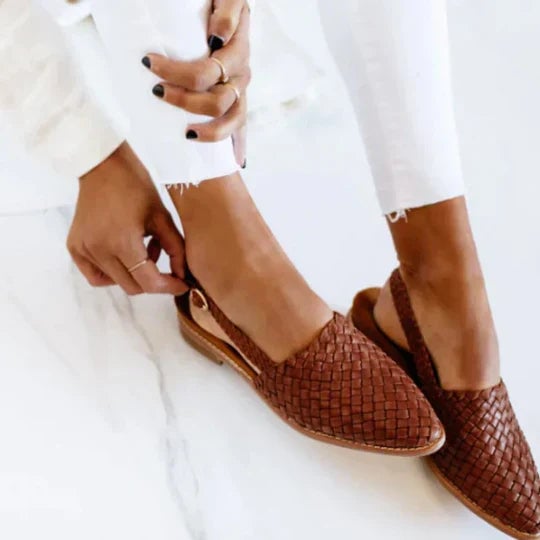 Alberta Women's Sandals with a Flat Sole in Light Brown, photo 2