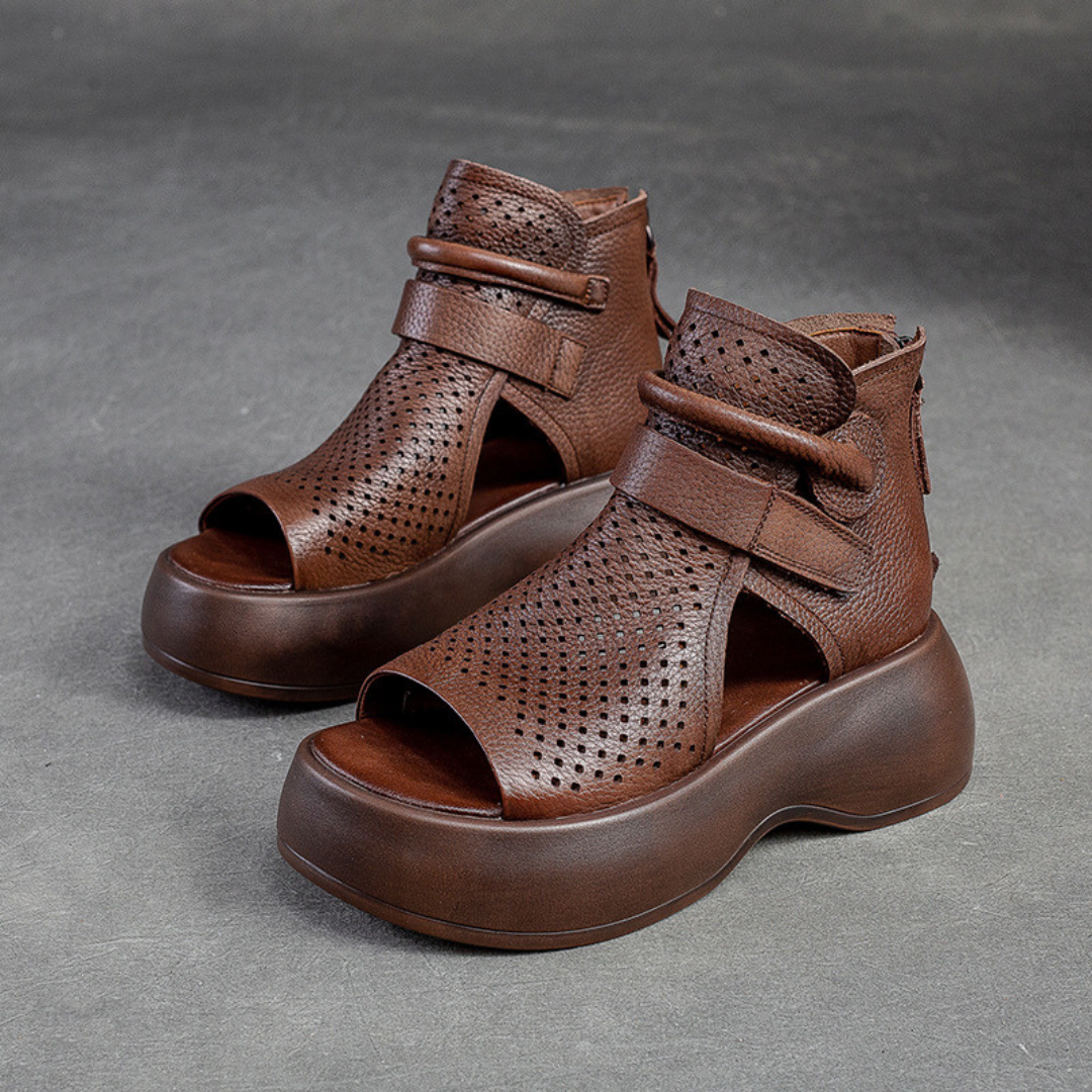 Alexa Women's Sandals with a Chunky Sole, photo 1