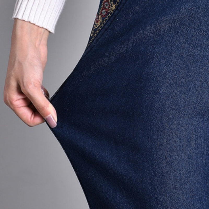 Alma Women's Jeans in Denim with an Elasticated Waist and Pockets, photo 6