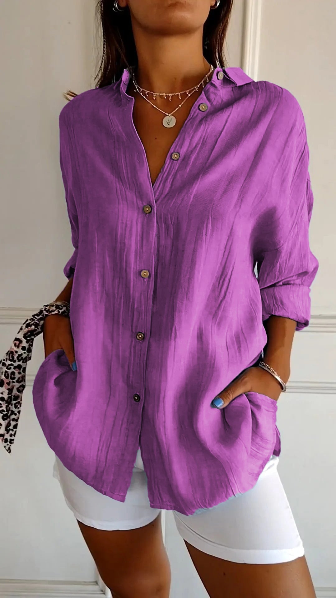 Carla Women's Shirt with Lapels and Pleats, photo 4