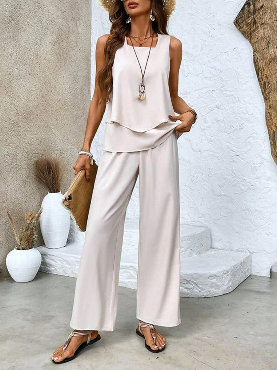 Della Women's Co-ord Set with Wide Legs with a Round Neck and an All-over Print, photo 3