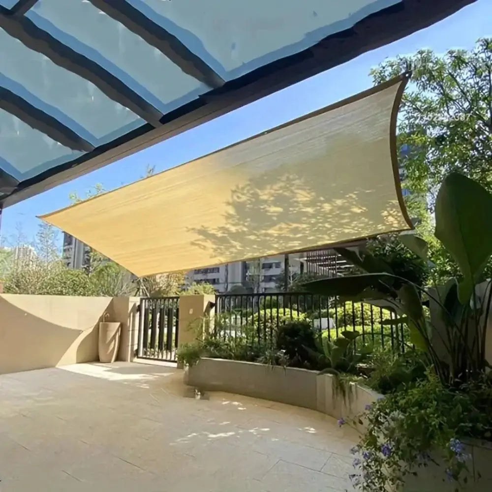 Hugo HDPE Garden Shade Sail with Metal Eyelets, photo 4