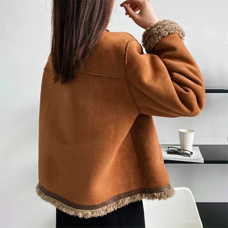 Janet Women's Jacket in a Wool Blend with a Round Neck, photo 2