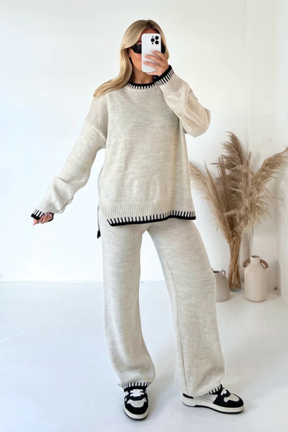 Kristen Women's Co-ord Set in an Oversized Fit with a Round Neck, photo 1