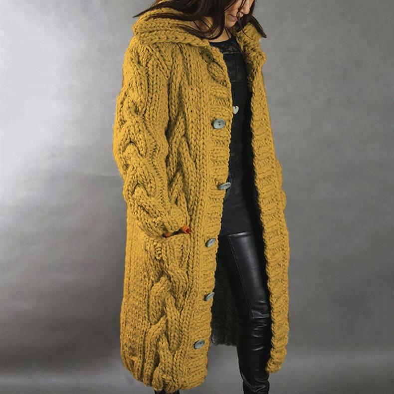 Lisa Women's Sweater in Knit in an Oversized Fit with a Cable Knit, photo 3