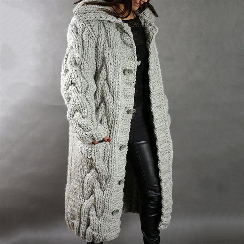Lisa Women's Sweater in Knit in an Oversized Fit with a Cable Knit, photo 4