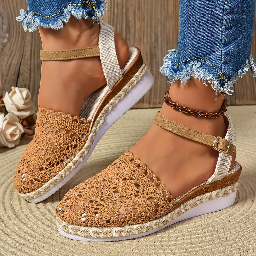 Paloma Women's Sandals with a Buckle and Lace, photo 3