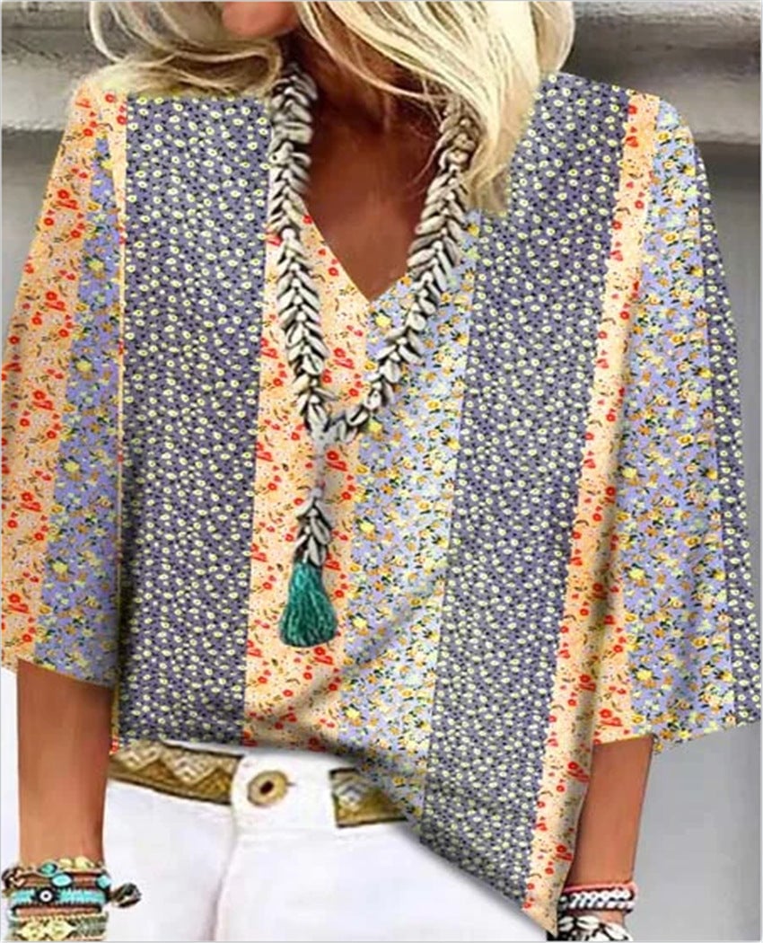 Stephanie Women's Blouse in Polyester in a Relaxed Fit with a Floral Print, photo 3